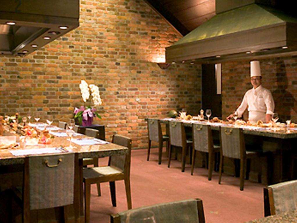 Hotel Hewitt Koshien Нисиномия Экстерьер фото