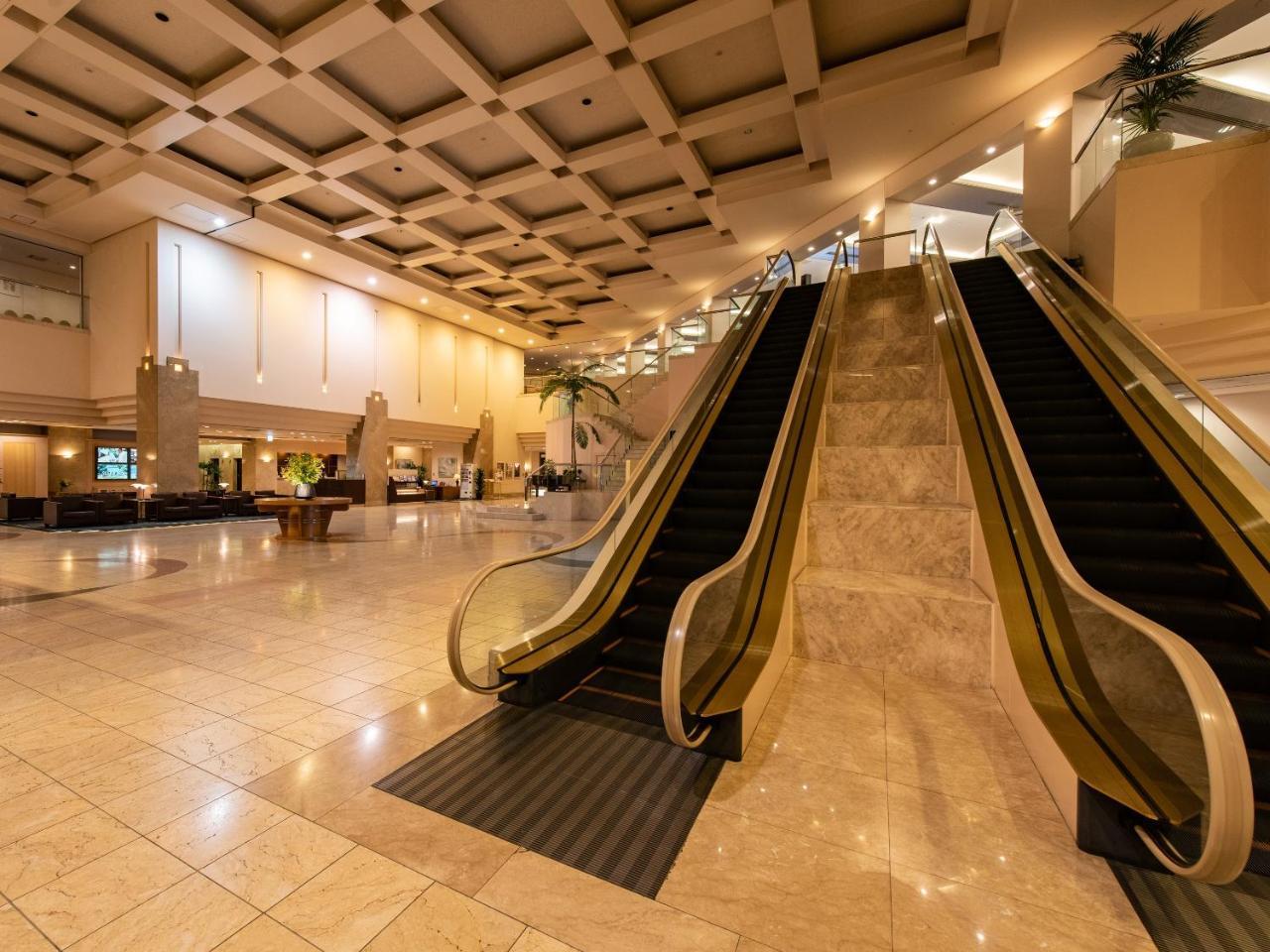 Hotel Hewitt Koshien Нисиномия Экстерьер фото